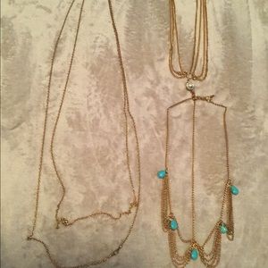 Gold chain belly and head